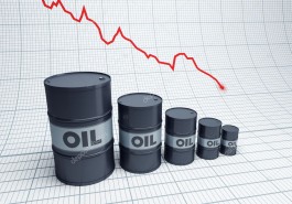 Низкая стоимость нефти продолжит оказывать давление на рубль (Brent, USD/RUB)